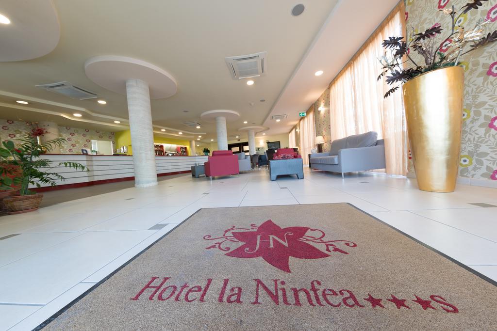 Hotel La Ninfea Montesilvano Marina Esterno foto