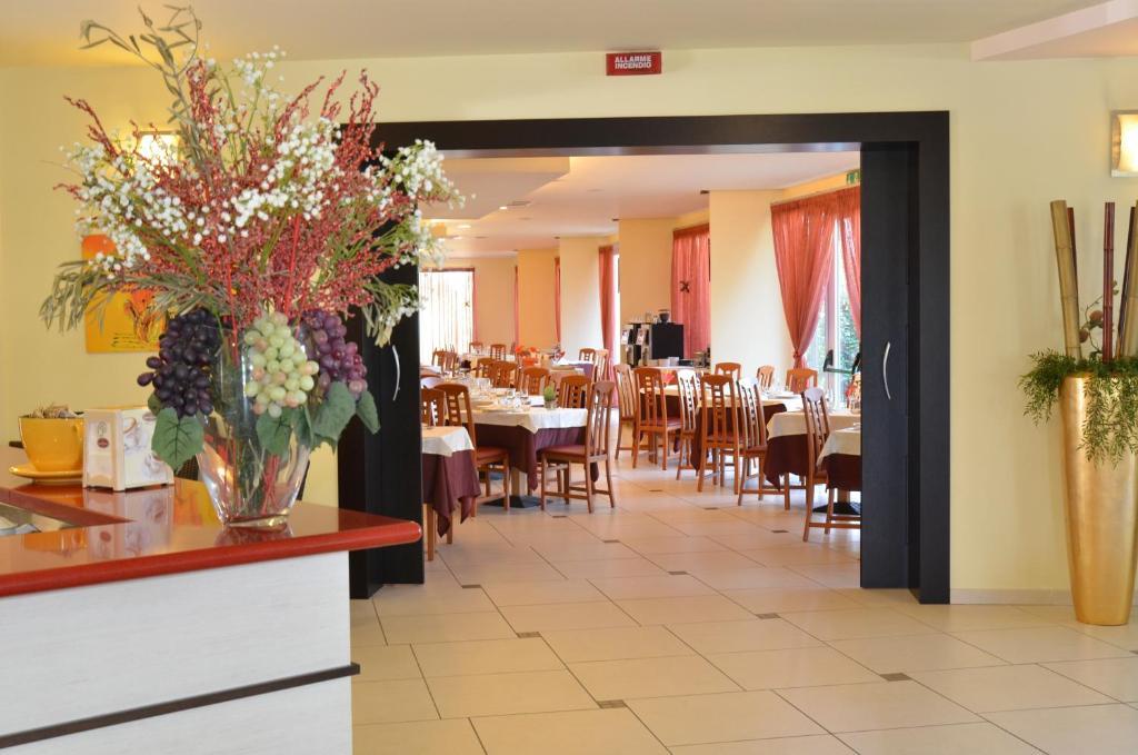 Hotel La Ninfea Montesilvano Marina Esterno foto