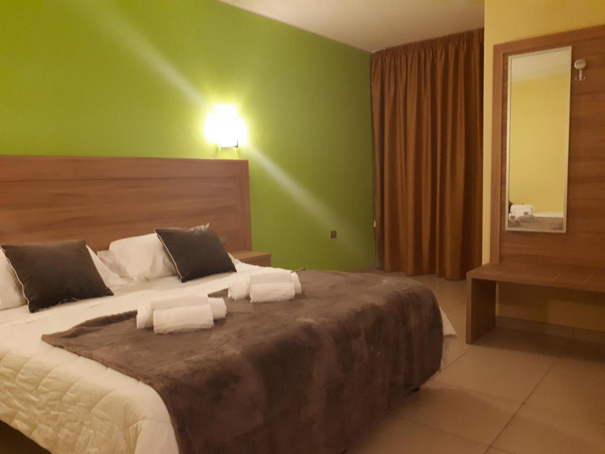 Hotel La Ninfea Montesilvano Marina Esterno foto