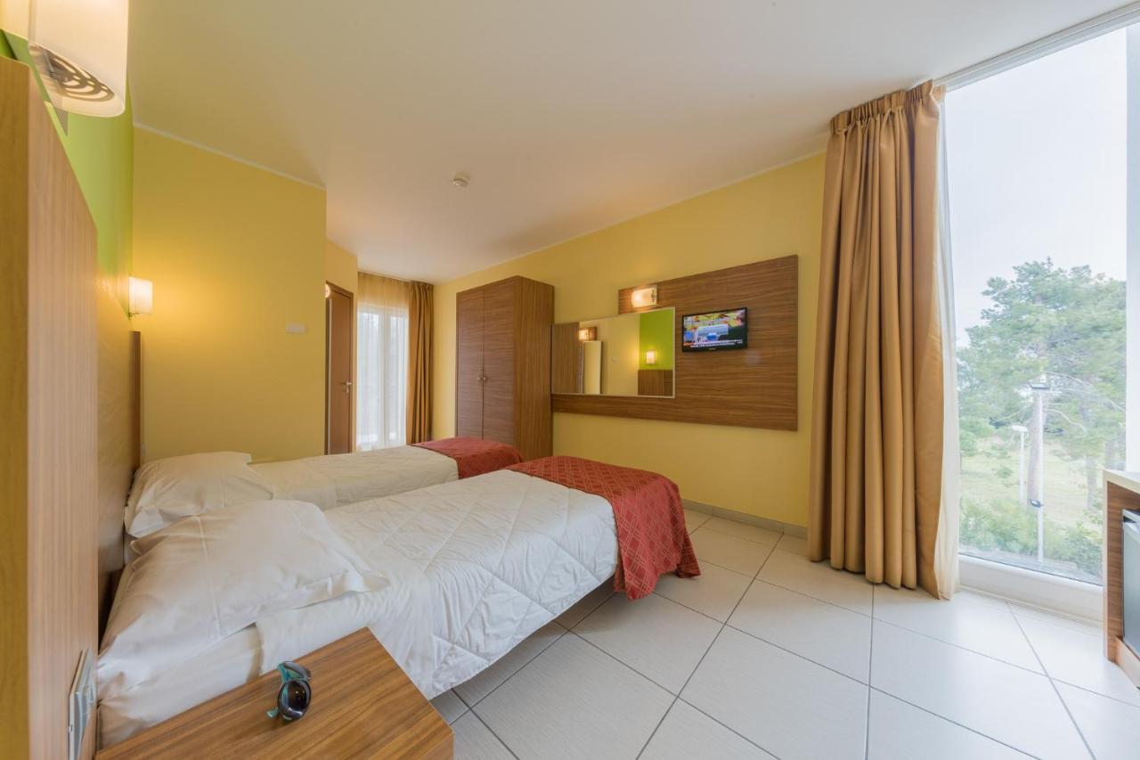 Hotel La Ninfea Montesilvano Marina Esterno foto